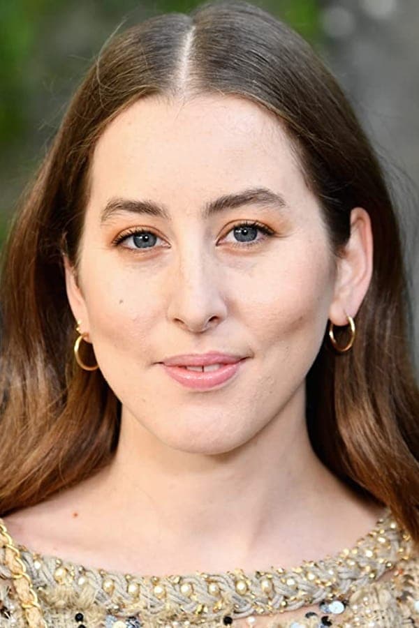  Alana Haim Gears Up for Three New Films with Top Hollywood Stars